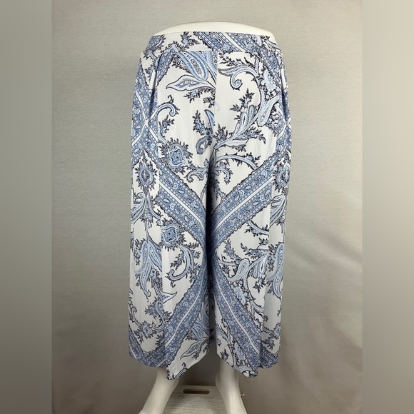 Michael Kors Cropped Wide Leg Pants - Picture 2 of 9